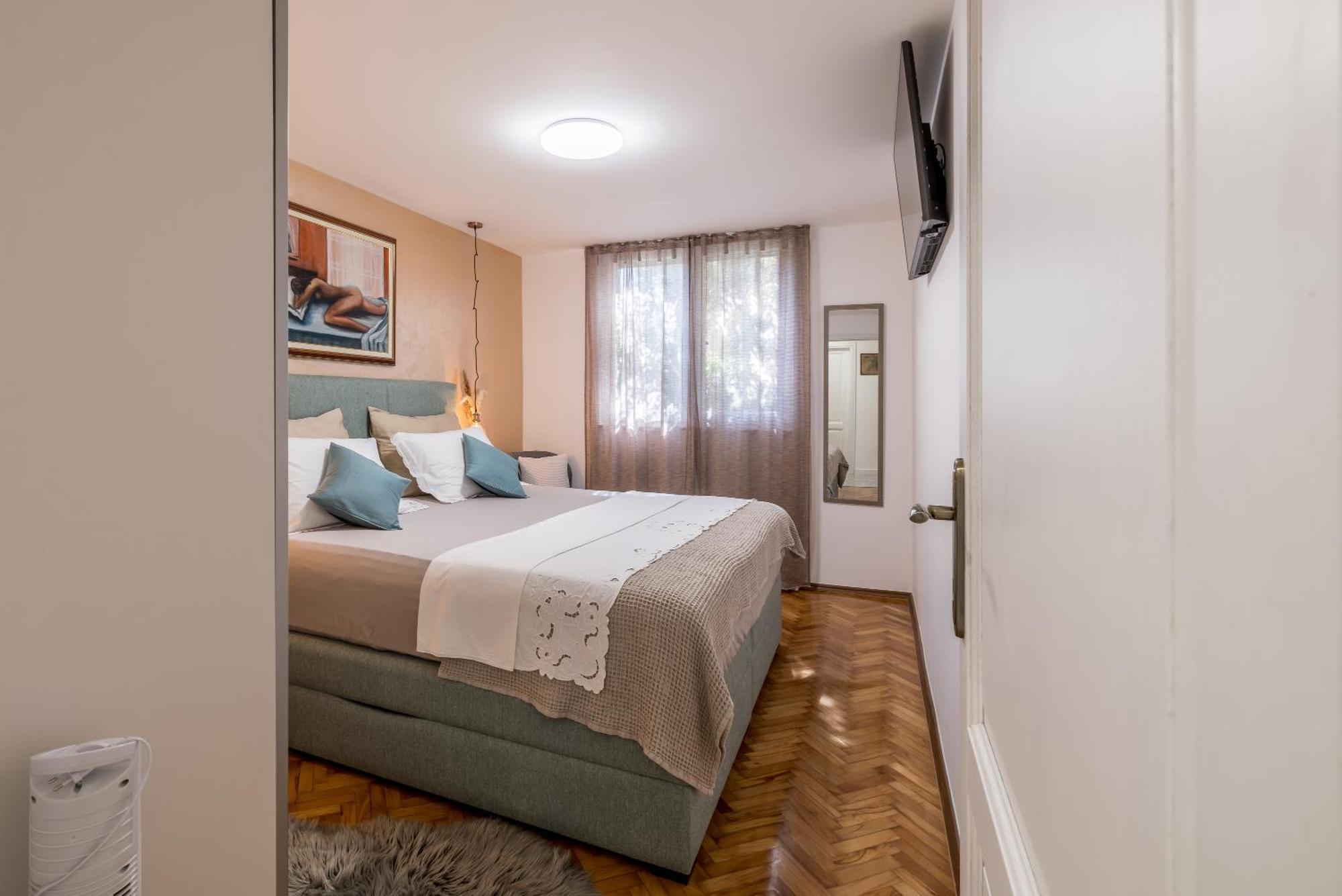 Olive Shade - Apartment Near The Beach Split Bagian luar foto