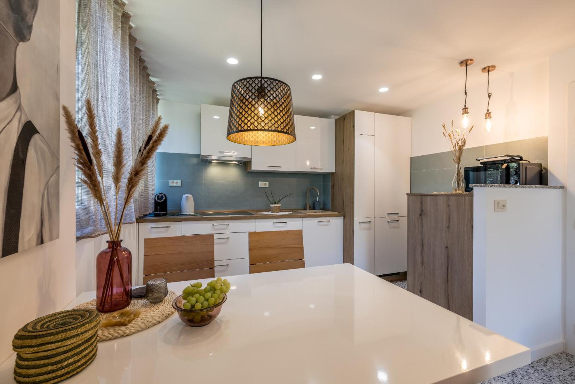 Olive Shade - Apartment Near The Beach Split Bagian luar foto